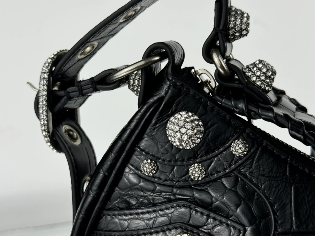 Balenciaga Le Cagole Crocodile-Embossed Half-Moon Bag Bold 61070
