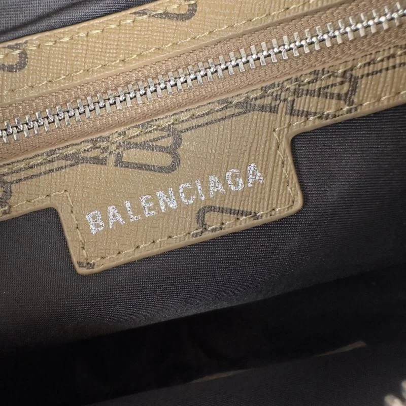 Balenciaga Le Cagole Half-Moon Bag - Brown Old Flower Edition TravelReady 38390