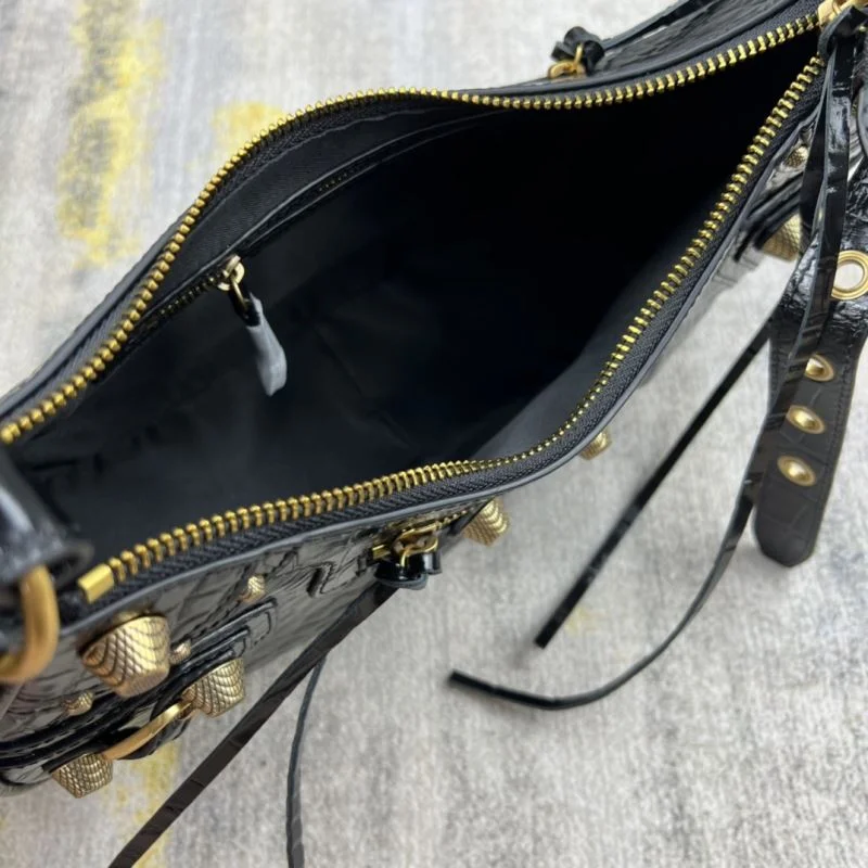 Thermal Balenciaga Le Cagole Half-Moon Crocodile Dumpling Bag 38345