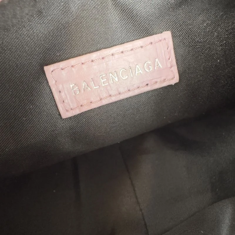 Balenciaga Le Cagole Half-Moon Crossbody Bag with Heart Mirror Attractive 38386