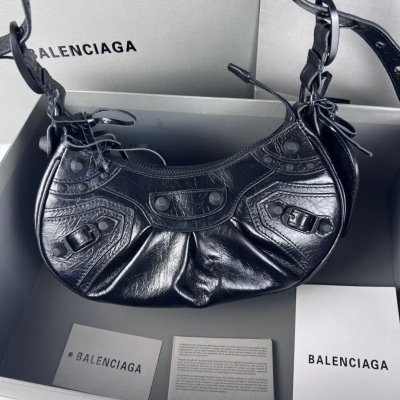 QuickDry Balenciaga Le Cagole Half-Moon Dumpling Bag in Black Wax 38339