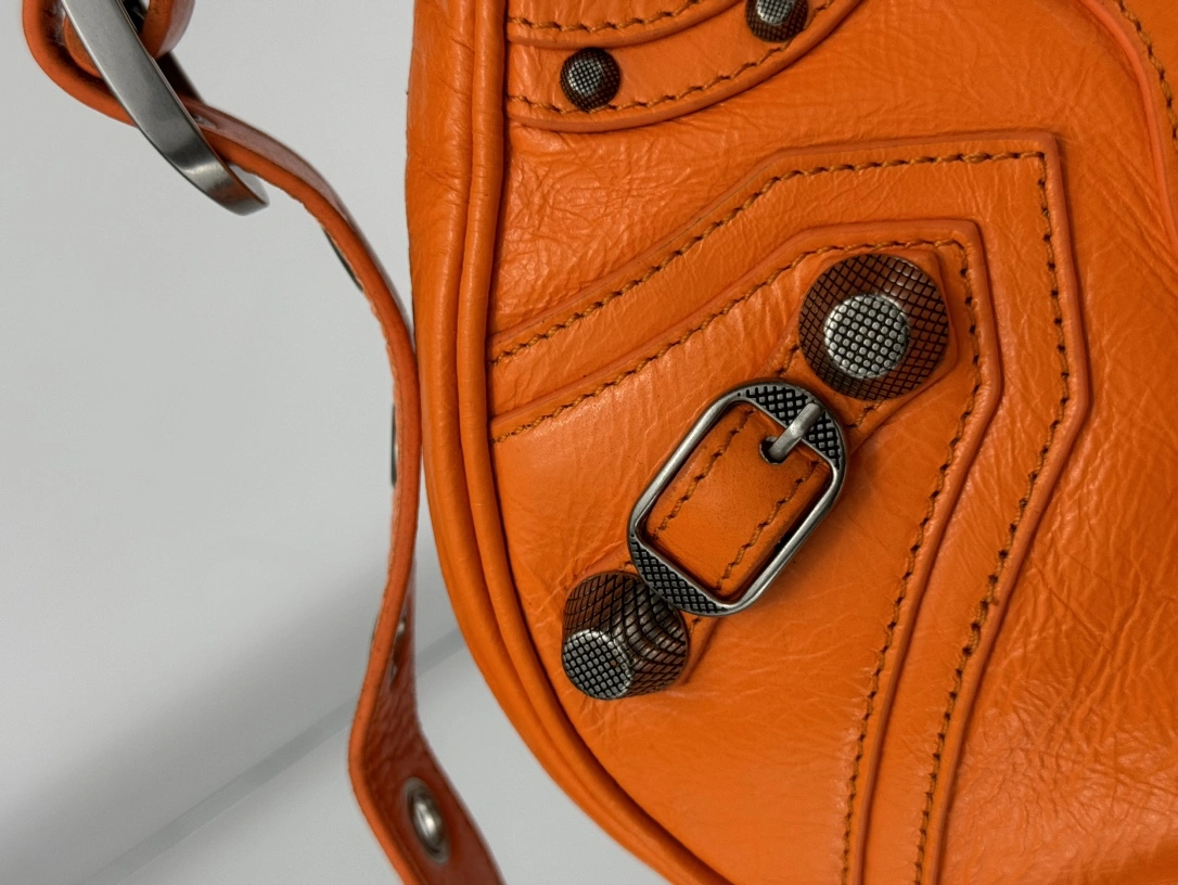 Balenciaga Le Cagole Half-Moon Dumpling Bag in Oil Wax Orange Breathable 61108