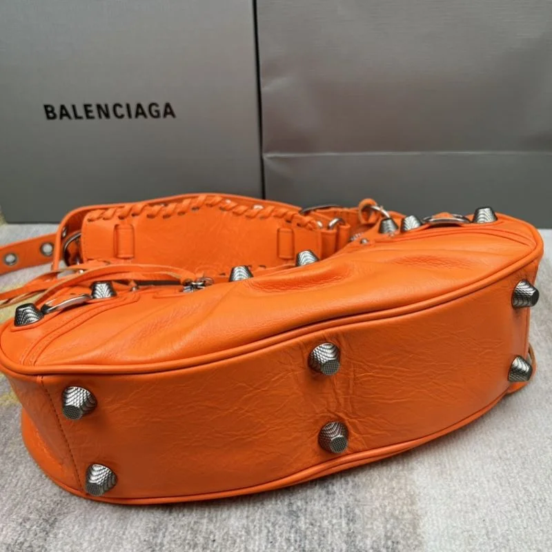 Balenciaga Le Cagole Half-Moon Dumpling Bag in Orange Wax Efficient 38349