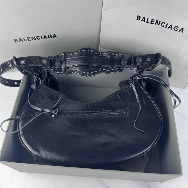 Balenciaga Le Cagole Half-Moon Motorcycle Dumpling Bag OnTrend 38338