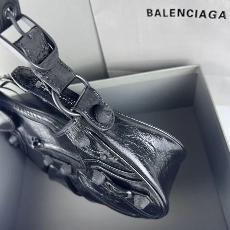 Balenciaga Le Cagole Half-Moon Motorcycle Dumpling Bag OnTrend 38338