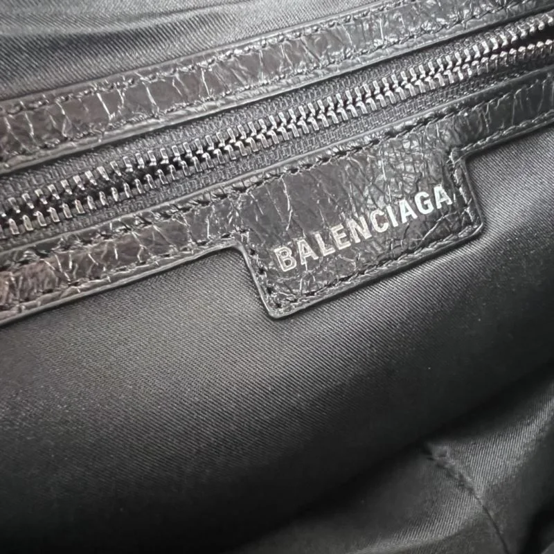 Balenciaga Le Cagole Half-Moon Motorcycle Dumpling Bag OnTrend 38338