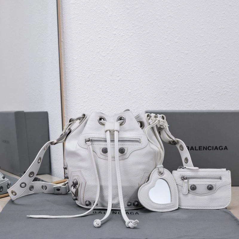 Classic Balenciaga Le Cagole Heart Mirror Bucket Bag in Cracked Lambskin 75348