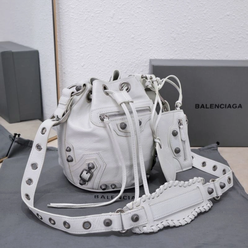 Classic Balenciaga Le Cagole Heart Mirror Bucket Bag in Cracked Lambskin 75348