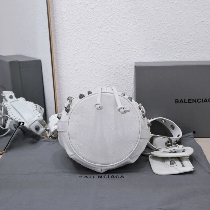 Classic Balenciaga Le Cagole Heart Mirror Bucket Bag in Cracked Lambskin 75348