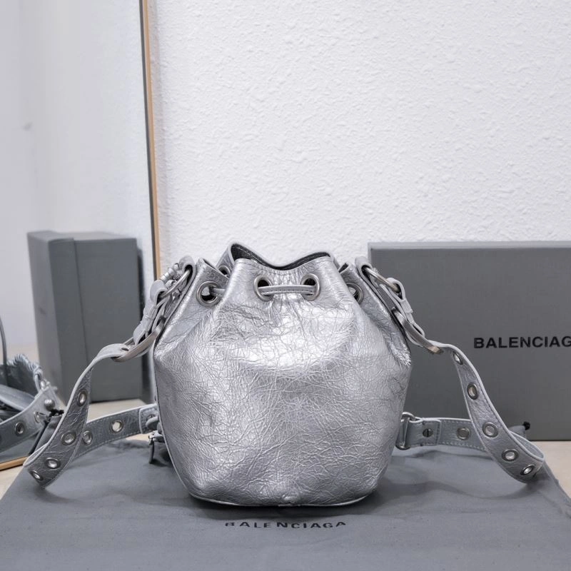 StreetReady Balenciaga Le Cagole Heart-Mirror Bucket Bag in Crackling Lambskin 75359