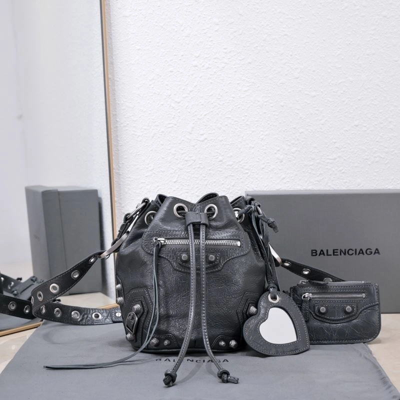 TimelessDesign Balenciaga Le Cagole Heart-Mirror Bucket Bag in Lambskin 75344