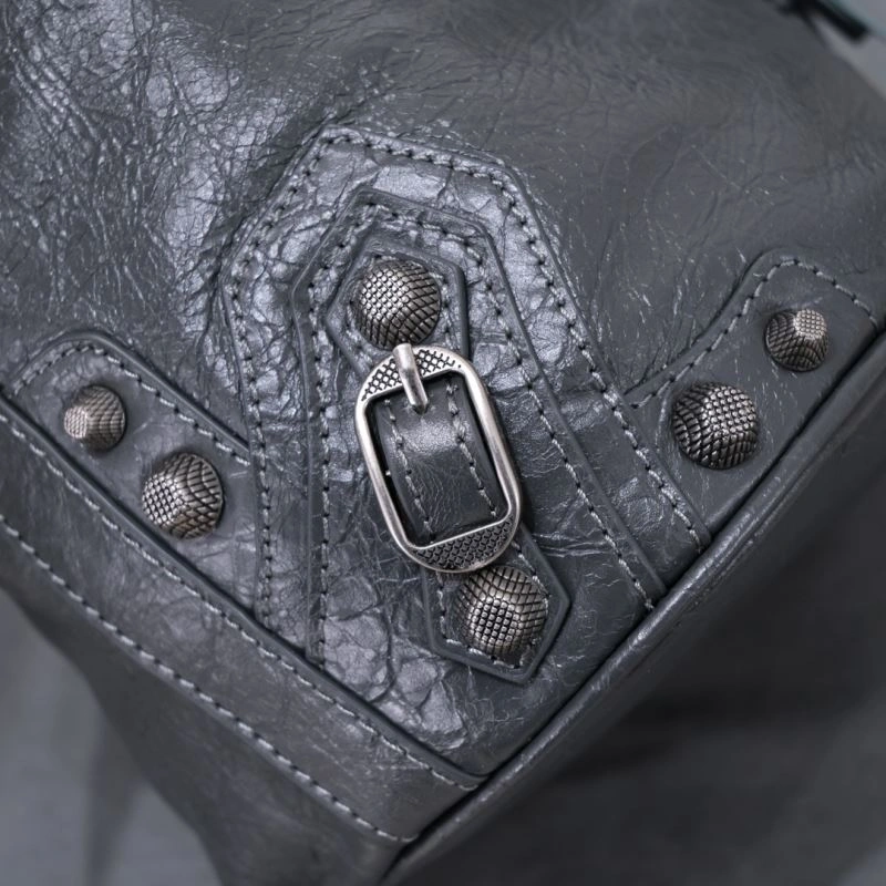 TimelessDesign Balenciaga Le Cagole Heart-Mirror Bucket Bag in Lambskin 75344