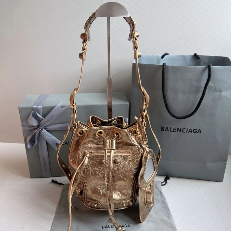 Balenciaga Le Cagole Heart-Mirror Bucket Bag in Lambskin HighQuality 75345