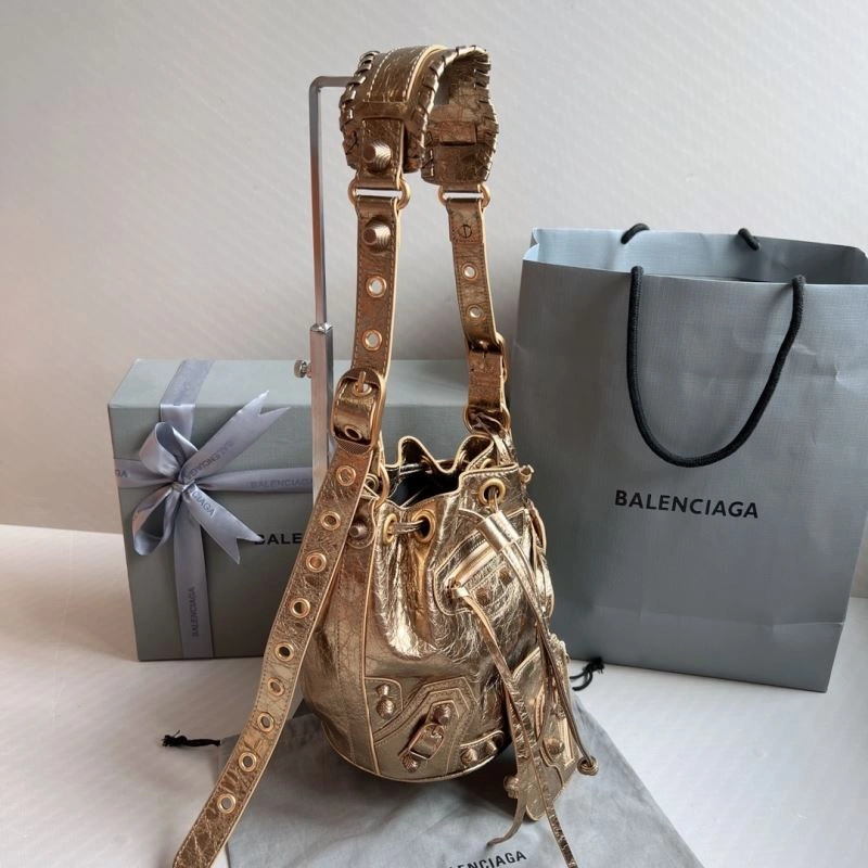 Balenciaga Le Cagole Heart-Mirror Bucket Bag in Lambskin HighQuality 75345