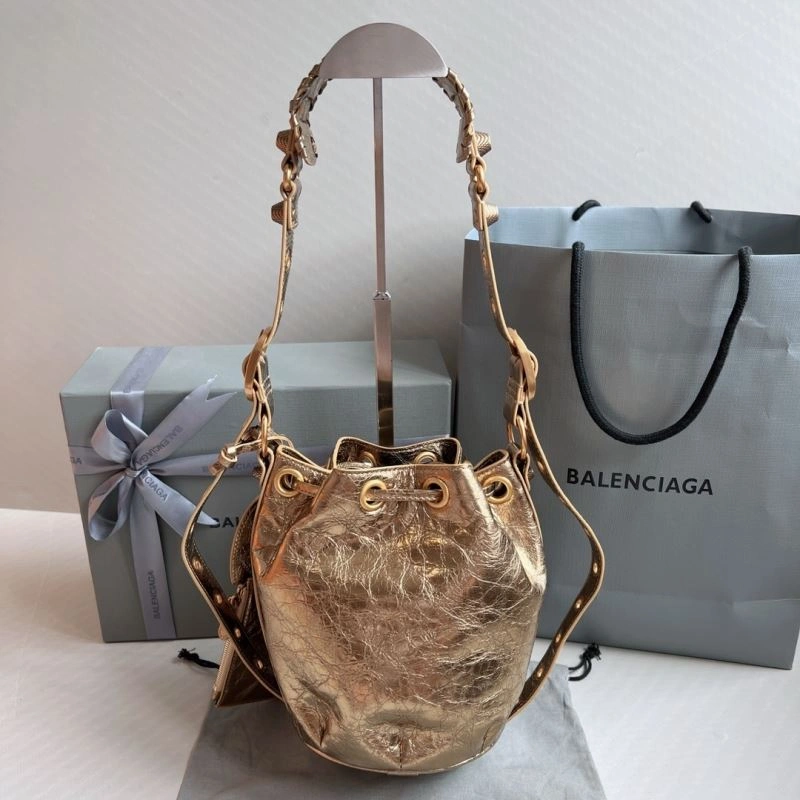 Balenciaga Le Cagole Heart-Mirror Bucket Bag in Lambskin HighQuality 75345