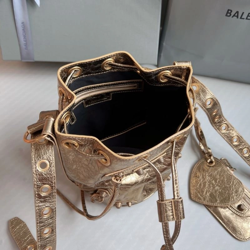 Balenciaga Le Cagole Heart-Mirror Bucket Bag in Lambskin HighQuality 75345