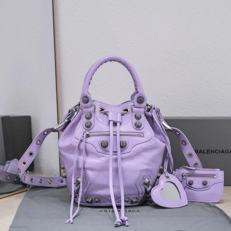 Balenciaga Le Cagole Heart Mirror Bucket Bag in Lambskin Unisex 72679