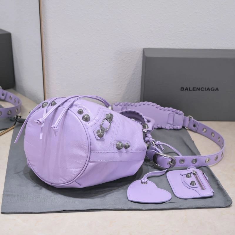 Balenciaga Le Cagole Heart Mirror Bucket Bag in Lambskin Unisex 72679