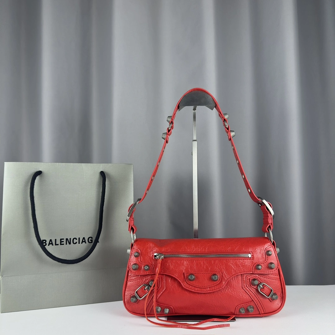 WeatherProof Balenciaga Le Cagole Large  Sling Bag in Lambskin 61087