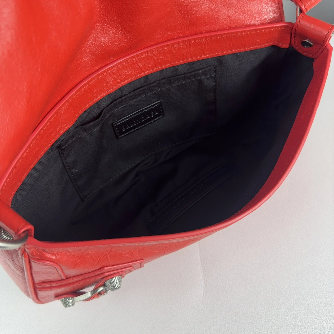 WeatherProof Balenciaga Le Cagole Large  Sling Bag in Lambskin 61087