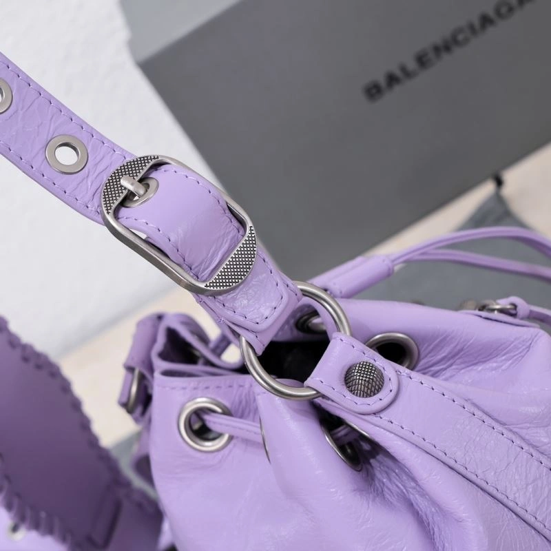 Balenciaga Le Cagole Luxe Heart Mirror Bucket Bag TravelReady 75341