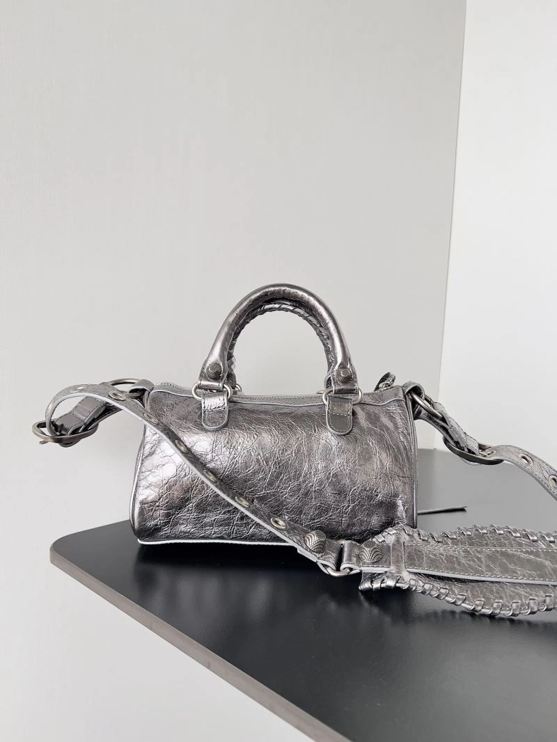 Functional Balenciaga Le Cagole Mini Duffle Bag with Heart Mirror 78781