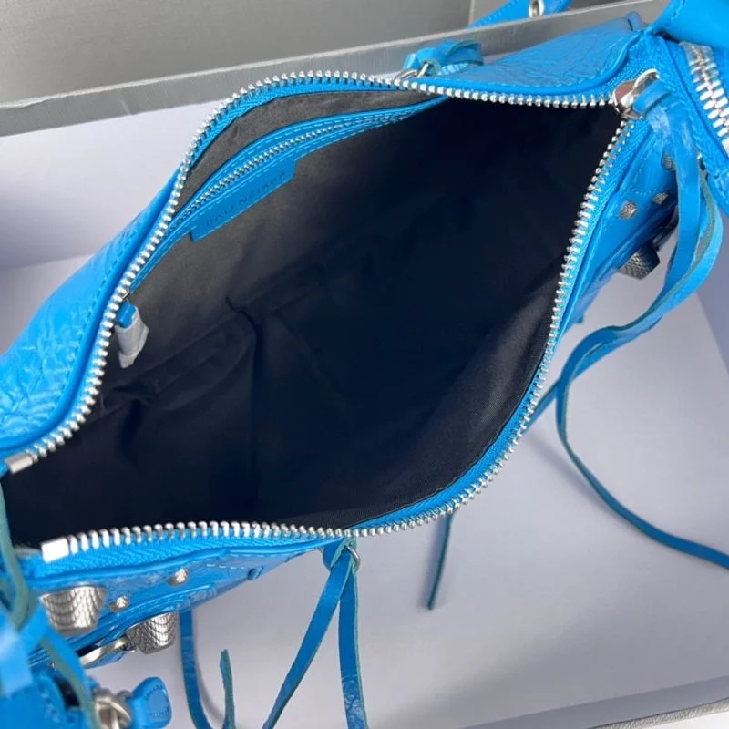 Balenciaga Le Cagole Retro Dumpling Bag in Light Blue RelaxedFit 38359