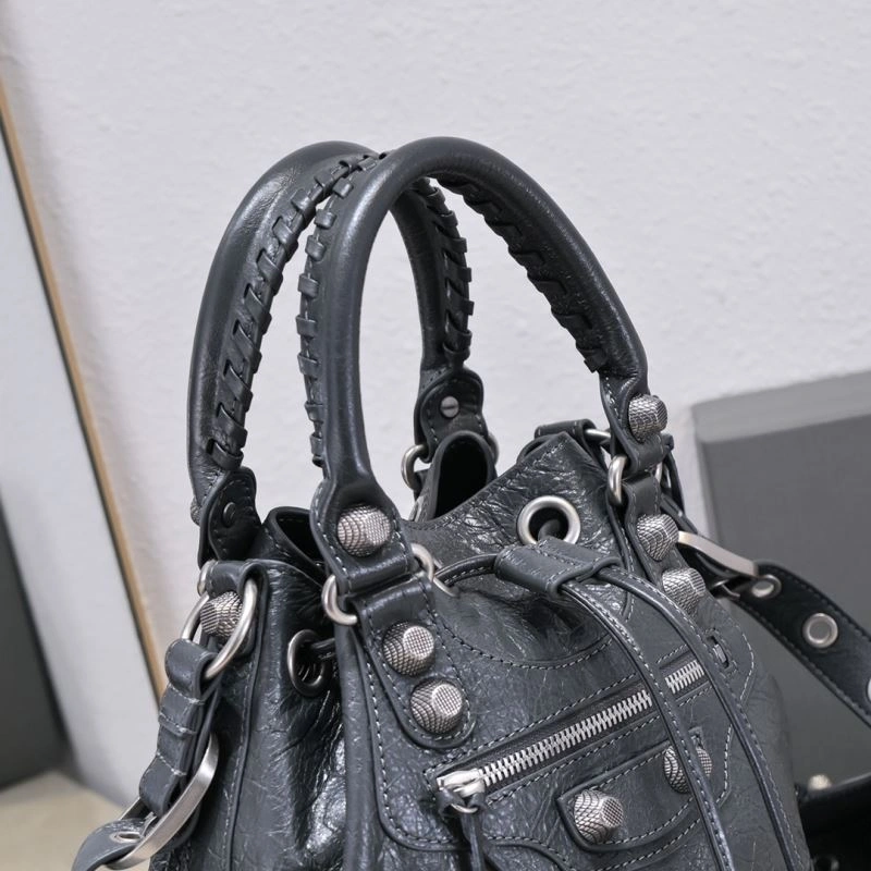 TechFriendly Balenciaga Le Cagoles Cracked Lambskin Bucket Bag with Heart Mirror 72669