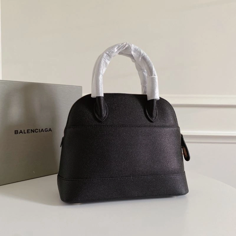 Timeless Balenciaga Limited Edition Oversized Letter Shell Bag 75222