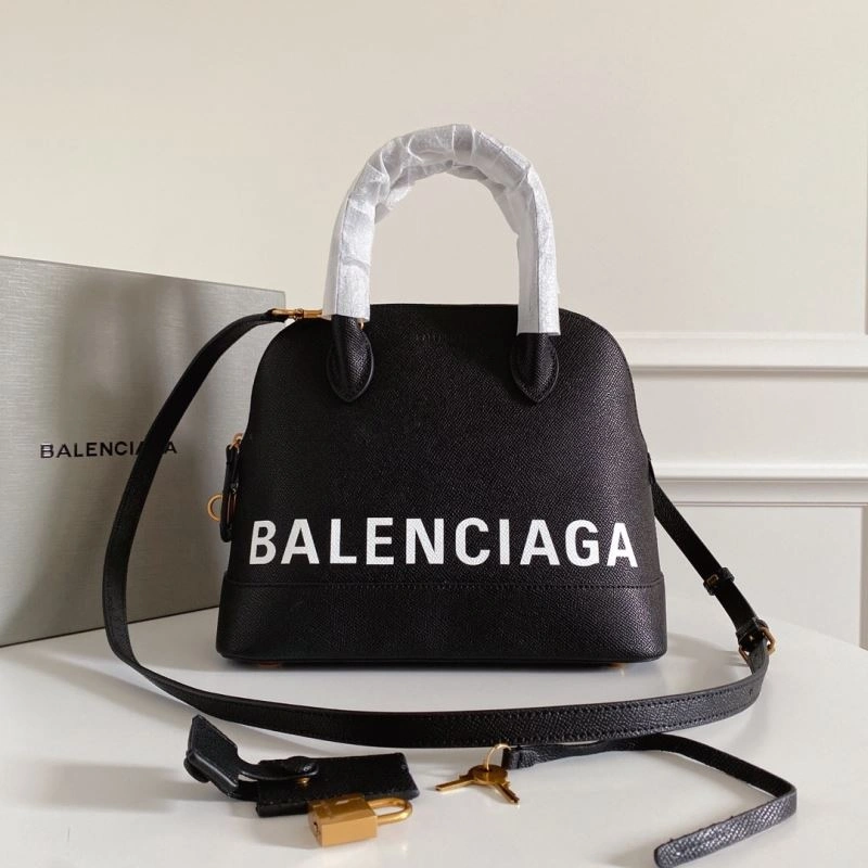 Timeless Balenciaga Limited Edition Oversized Letter Shell Bag 75222