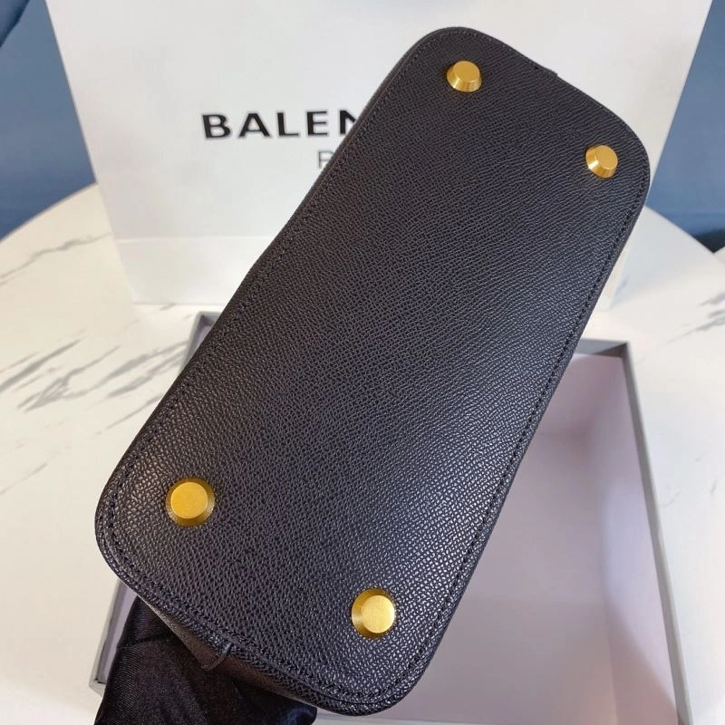 Balenciaga Limited Edition Oversized Letter Shell Bag GoodFit 75220