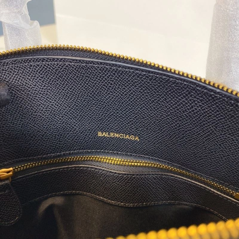 Balenciaga Limited Edition Oversized Letter Shell Bag HighPerformance 75219