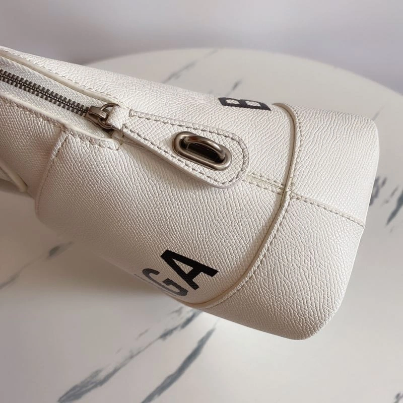 EyeCatching Balenciaga Limited Edition White Embossed Shell Bag 75241
