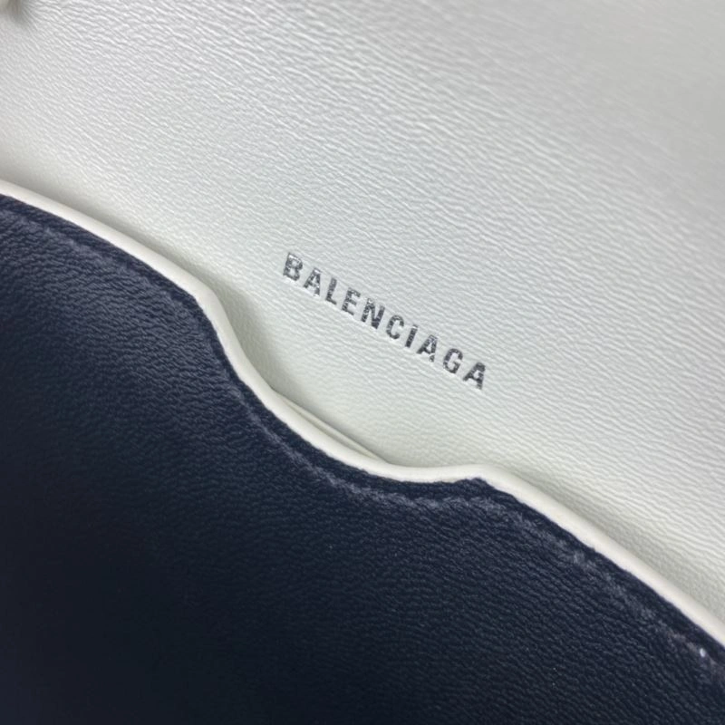 Balenciaga Lizard Pattern Box Crossbody Bag - Model SunProtective 78328