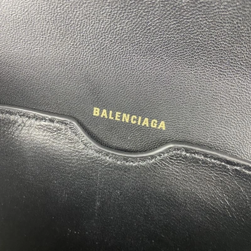 GoAnywhere Balenciaga Lizard Pattern Crossbody Bag - Model 78326