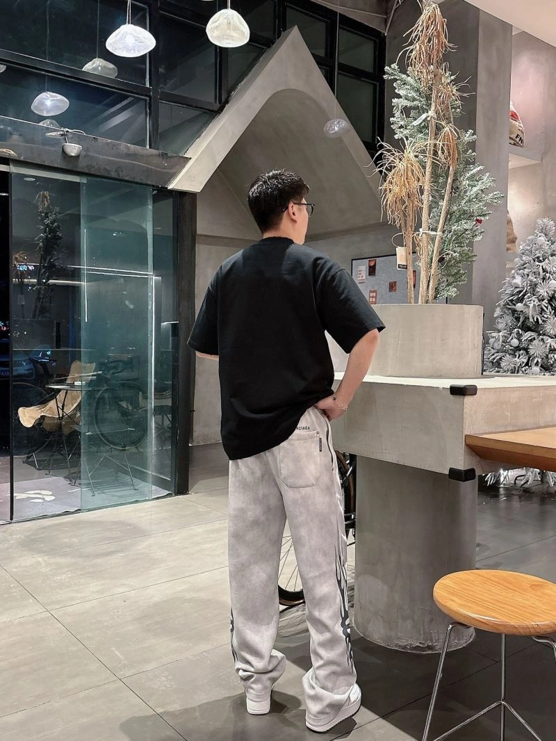 Sporty Balenciaga Long Pants 97083
