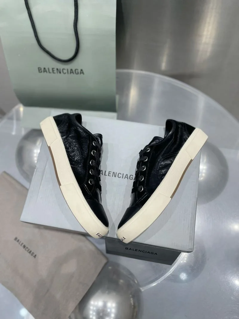 SmoothTexture Balenciaga Low Shoes 16943