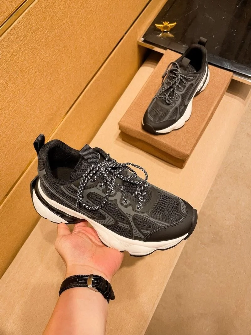 Balenciaga Low Shoes Functional 16925