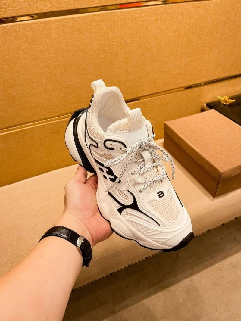 Balenciaga Low Shoes EasyCare 16923