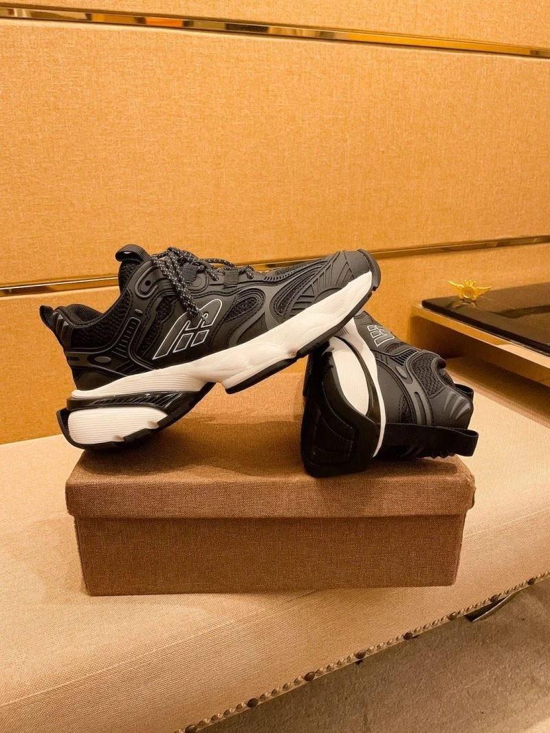 Balenciaga Low Shoes Unique 16936