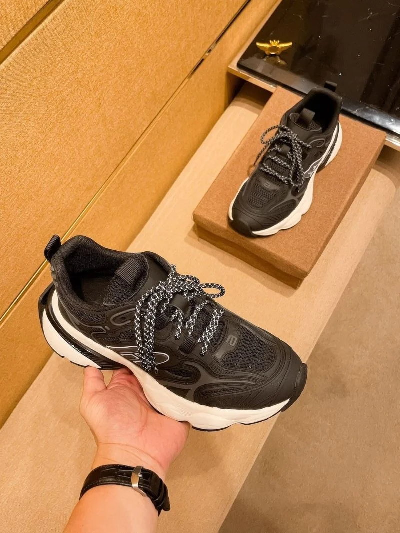 Balenciaga Low Shoes Unique 16936