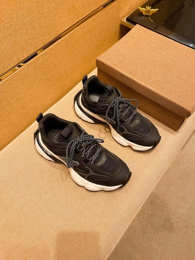 Balenciaga Low Shoes Unique 16936