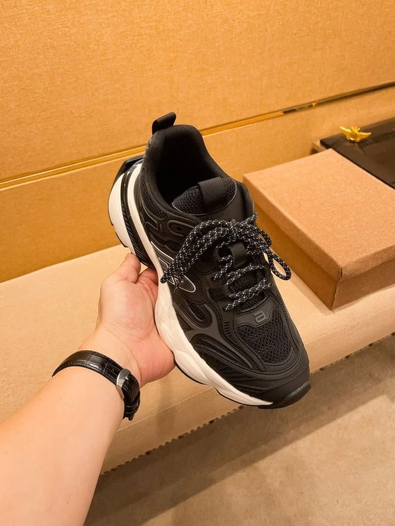 Balenciaga Low Shoes Unique 16936