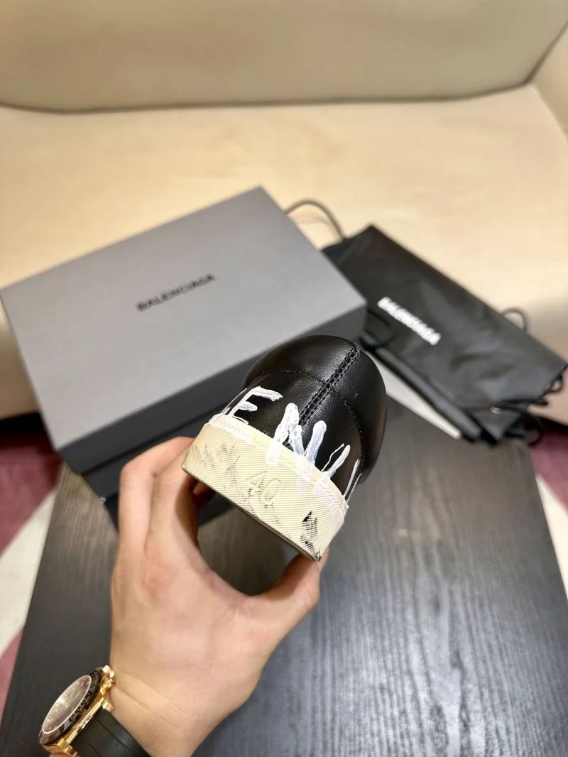 SmoothTexture Balenciaga Low Shoes 16972