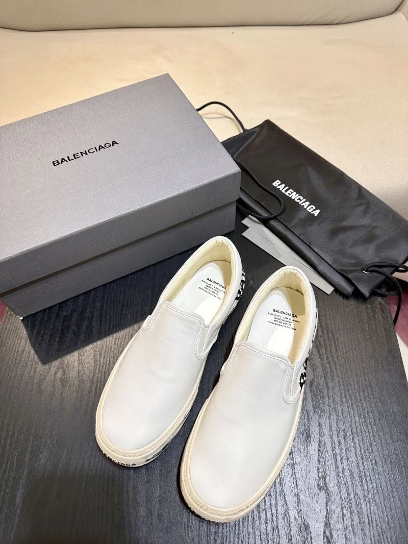 Balenciaga Low Shoes StreetReady 16945