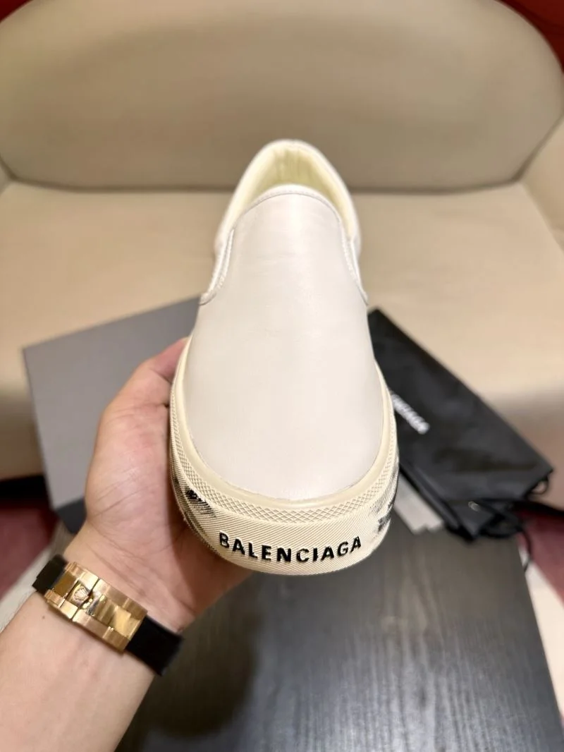 Balenciaga Low Shoes StreetReady 16945