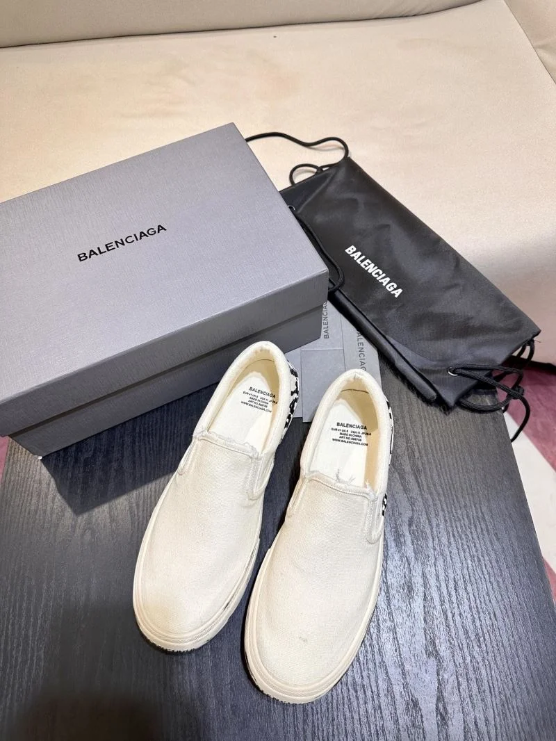 UrbanChic Balenciaga Low Shoes 16916