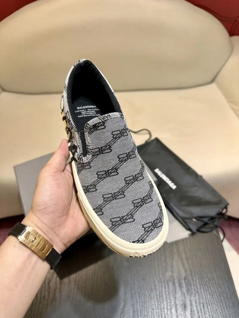 Comfortable Balenciaga Low Shoes 16927