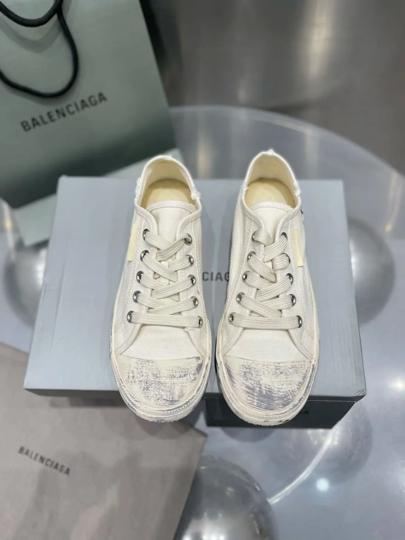 Balenciaga Low Shoes Classic 16711