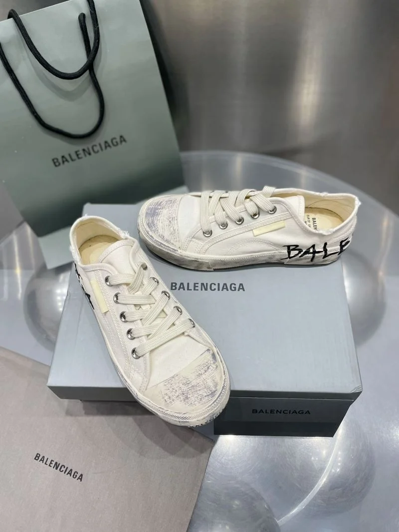 Balenciaga Low Shoes Classic 16711